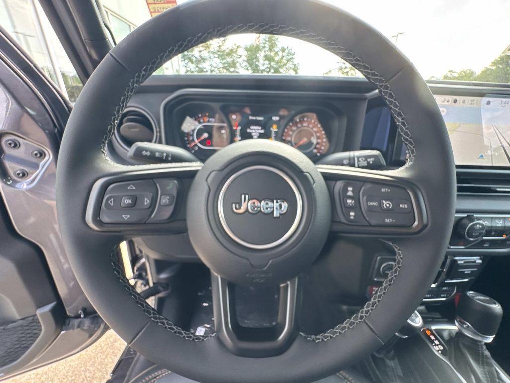 new 2025 Jeep Gladiator car, priced at $57,215