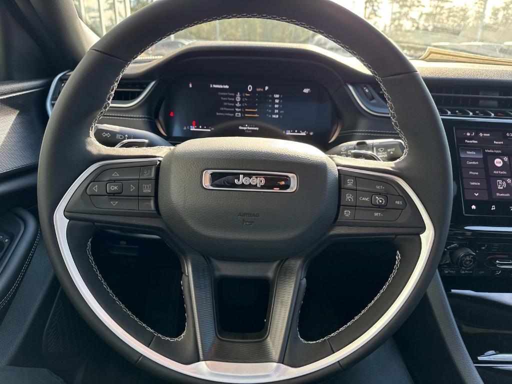 new 2025 Jeep Grand Cherokee L car, priced at $41,720