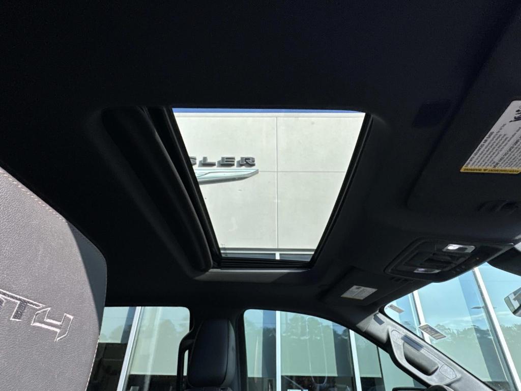 used 2019 GMC Sierra 1500 car, priced at $37,998