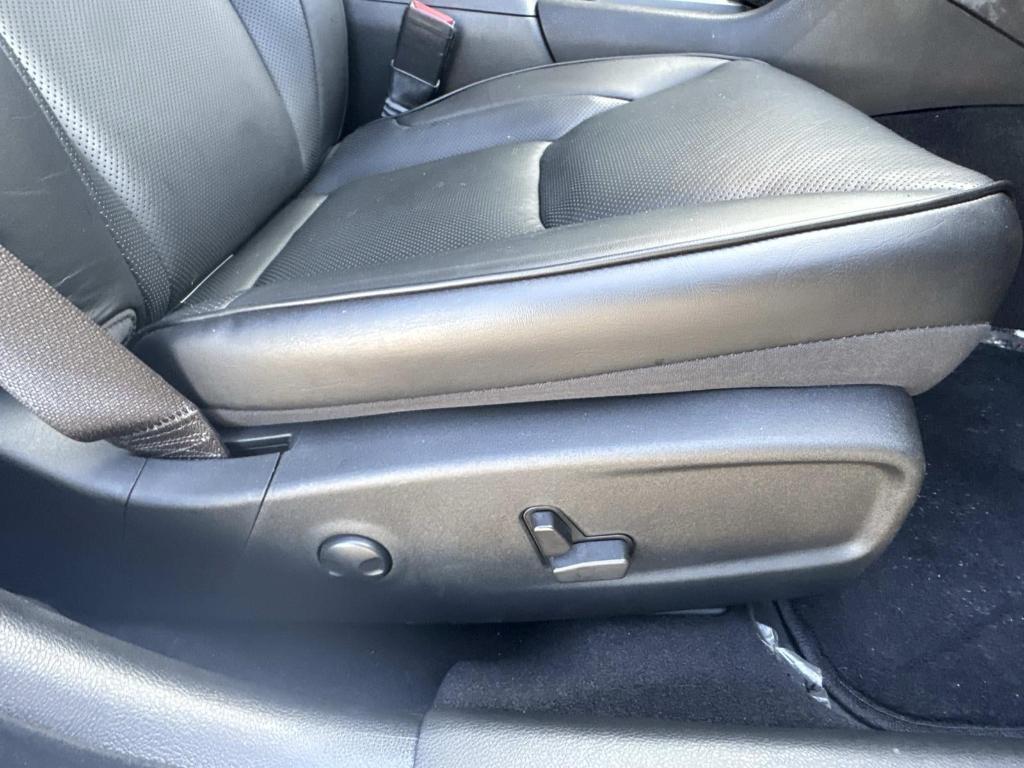 used 2023 Chrysler 300 car, priced at $27,998