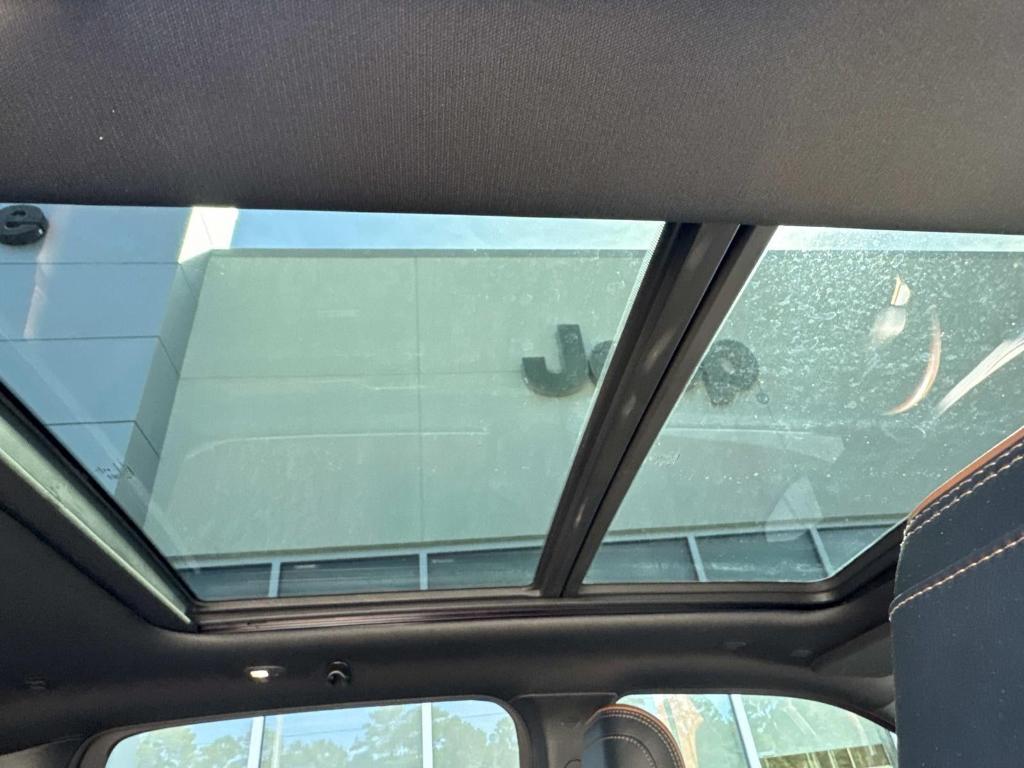 used 2022 Ram 1500 car, priced at $51,998