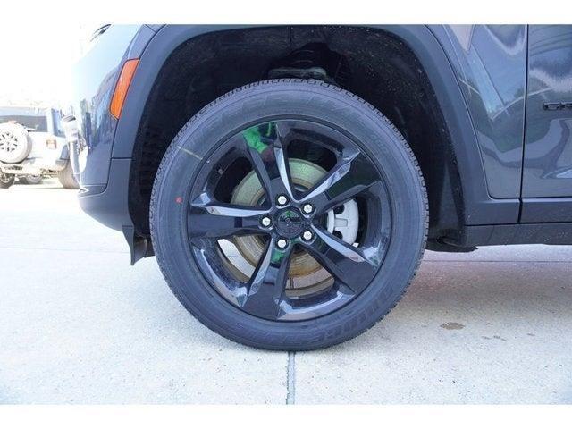 new 2024 Jeep Grand Cherokee L car, priced at $44,675