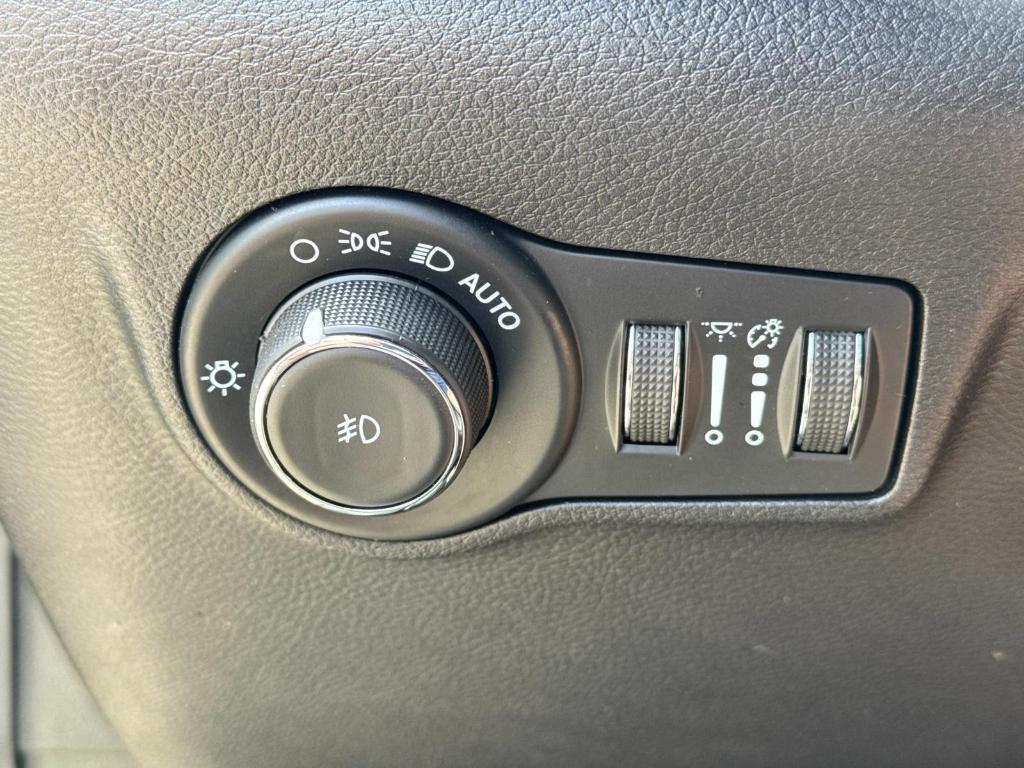 used 2023 Jeep Compass car, priced at $20,998