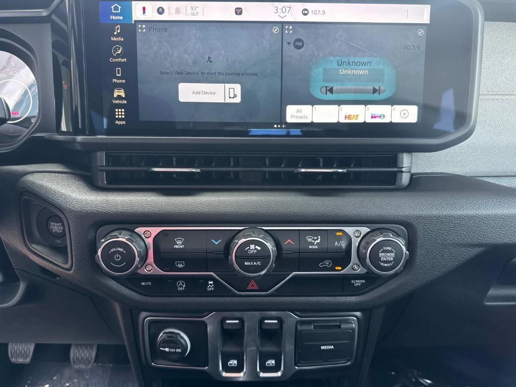 new 2025 Jeep Wrangler car, priced at $34,940