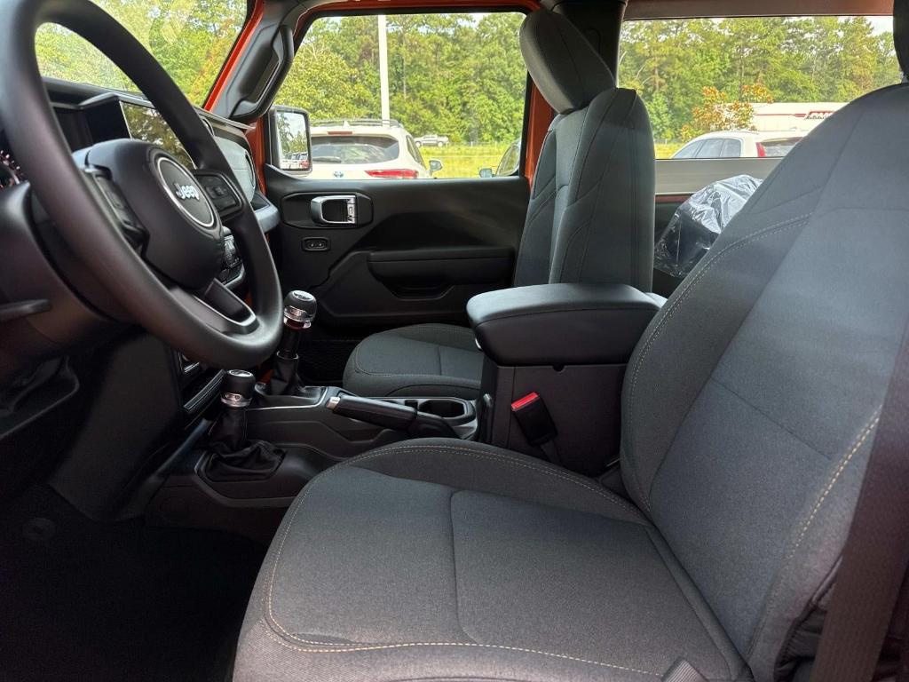 new 2025 Jeep Wrangler car, priced at $34,940