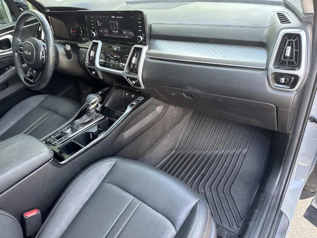 used 2022 Kia Sorento car, priced at $27,888