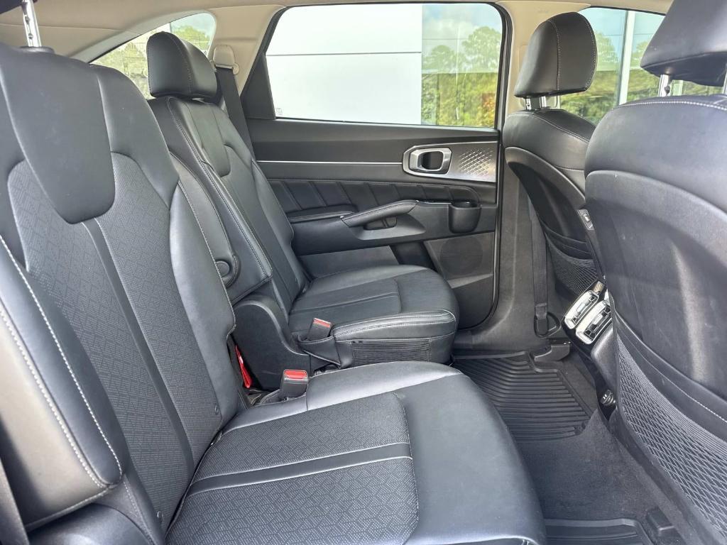 used 2022 Kia Sorento car, priced at $27,888