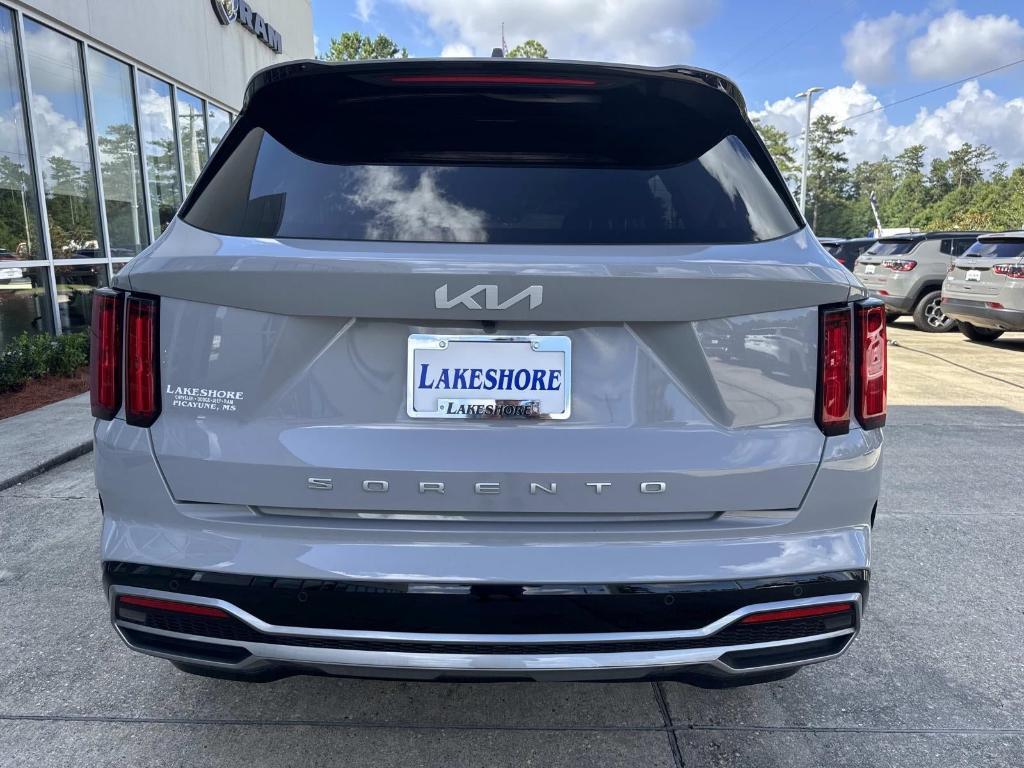 used 2022 Kia Sorento car, priced at $27,888