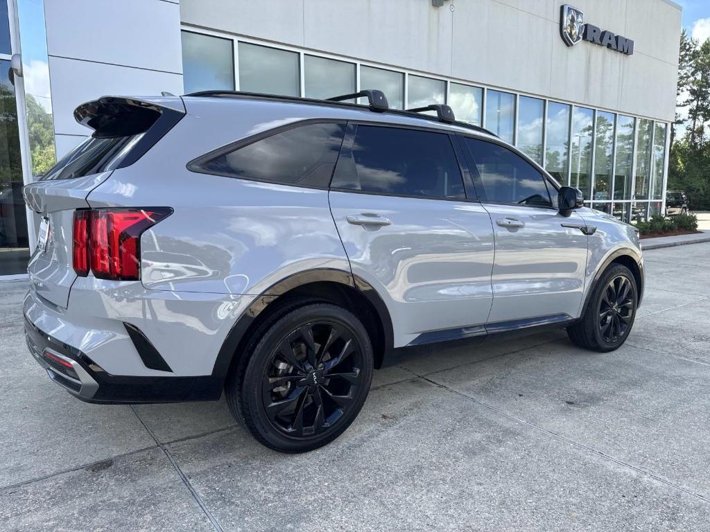 used 2022 Kia Sorento car, priced at $27,888