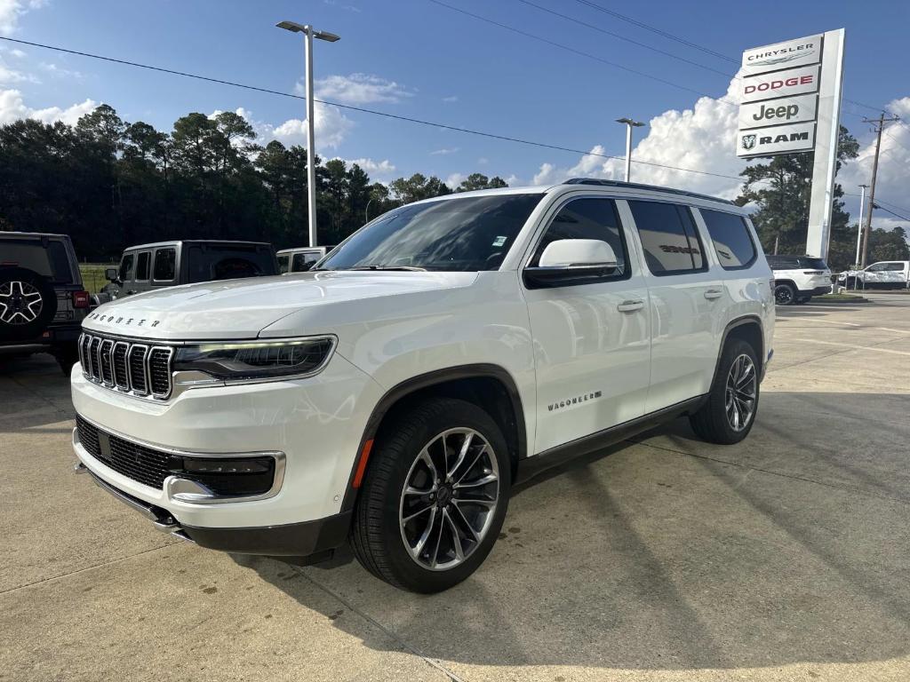 used 2022 Jeep Wagoneer car, priced at $38,998