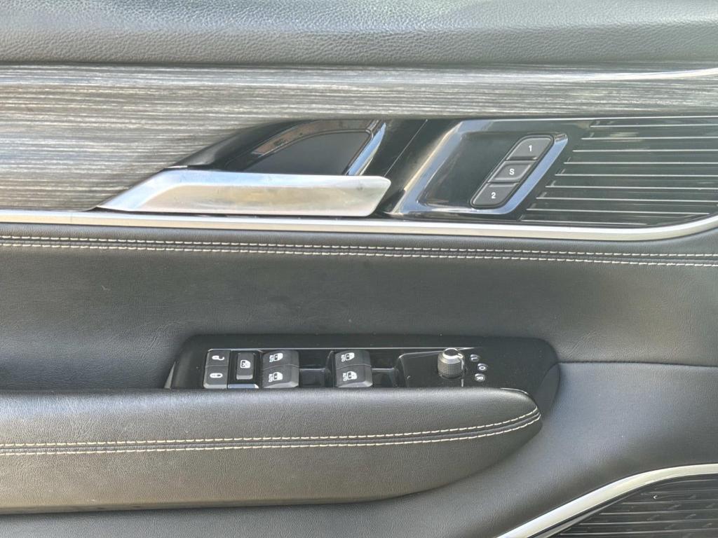 used 2022 Jeep Wagoneer car, priced at $38,998