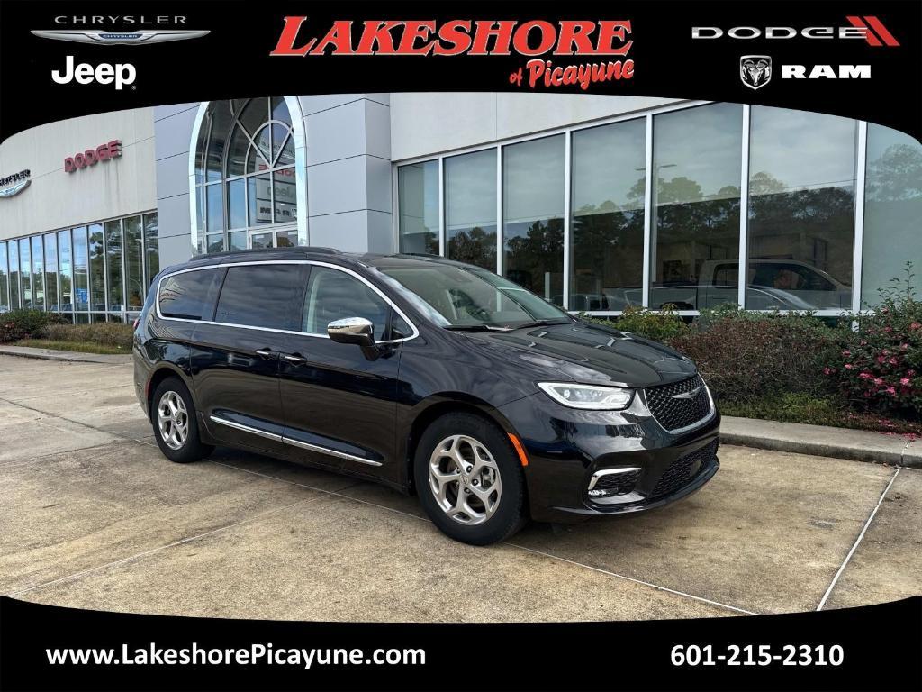 used 2022 Chrysler Pacifica car, priced at $26,900