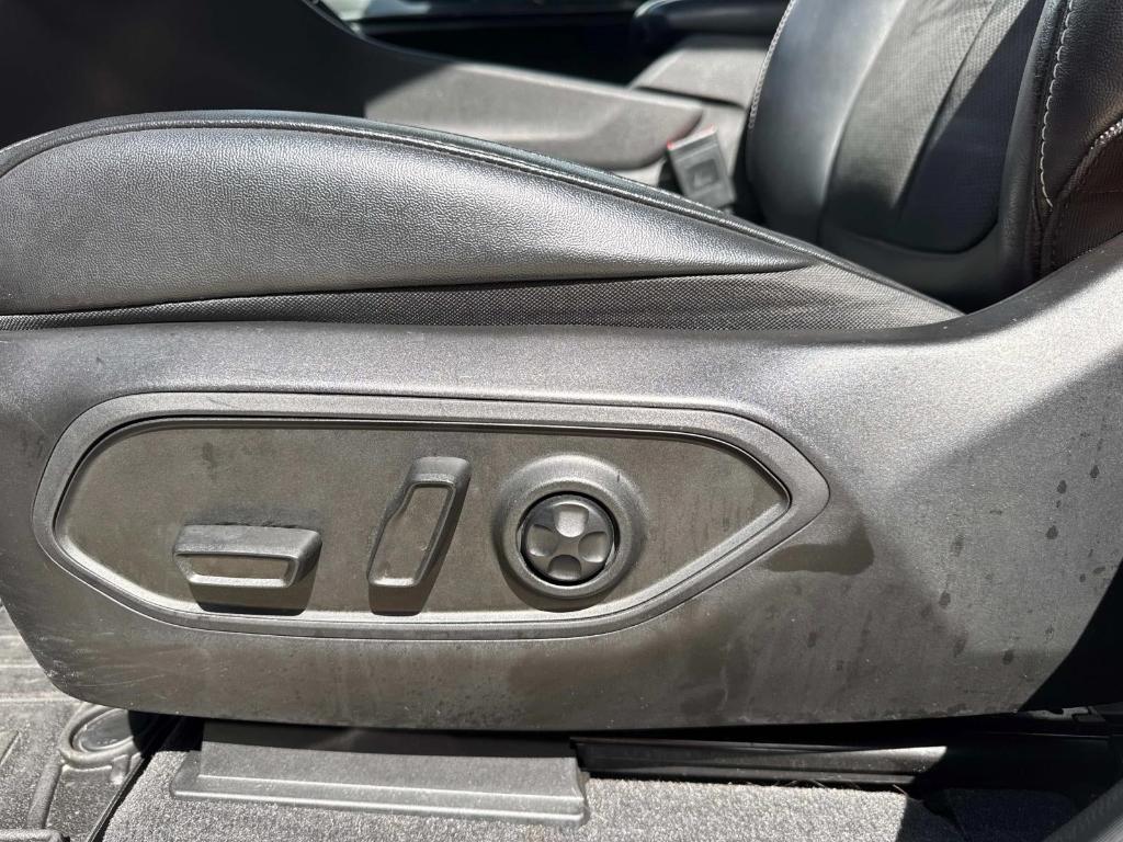 used 2021 Jeep Grand Cherokee L car, priced at $29,998