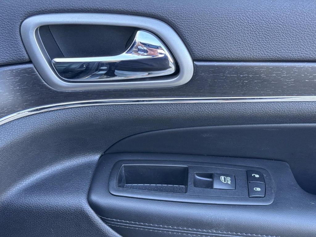 used 2018 Jeep Grand Cherokee car, priced at $23,998