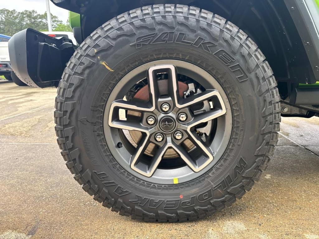 new 2025 Jeep Gladiator car, priced at $53,135