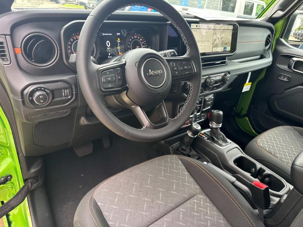 new 2025 Jeep Gladiator car, priced at $51,535