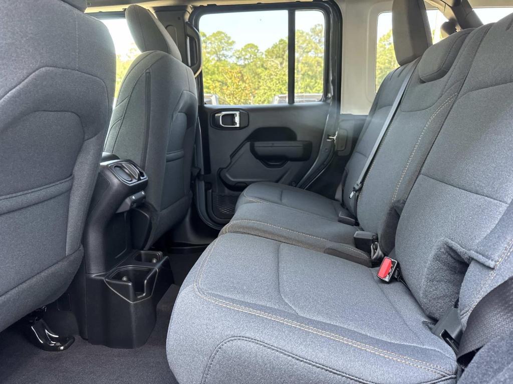 new 2025 Jeep Wrangler car, priced at $47,835