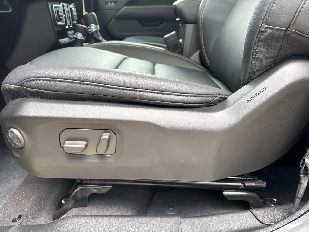 new 2025 Jeep Gladiator car, priced at $49,390