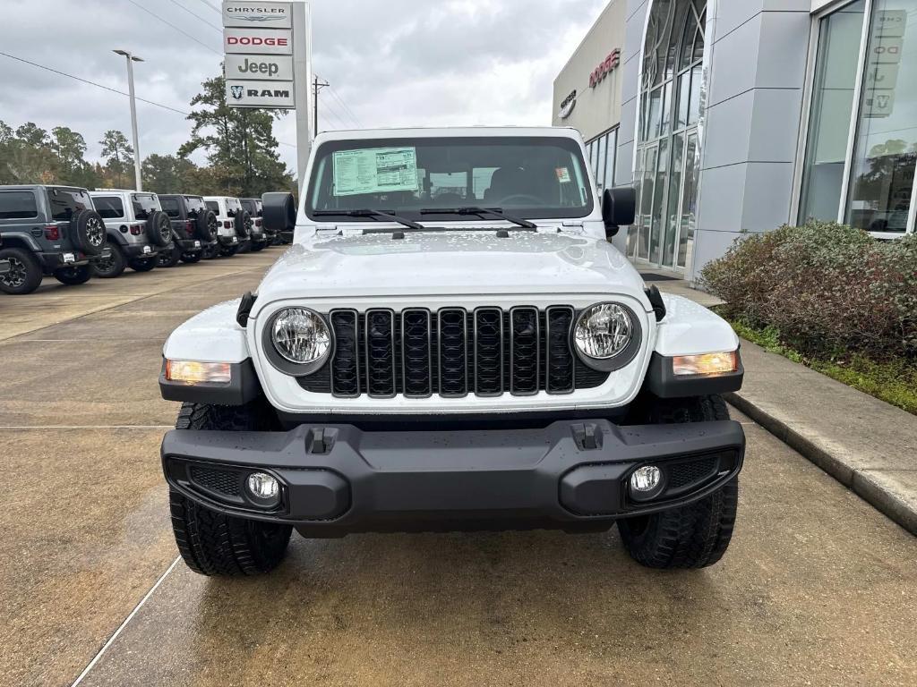 new 2025 Jeep Gladiator car, priced at $41,290