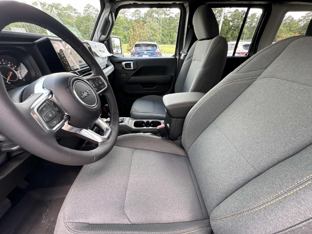 new 2025 Jeep Wrangler car, priced at $52,320