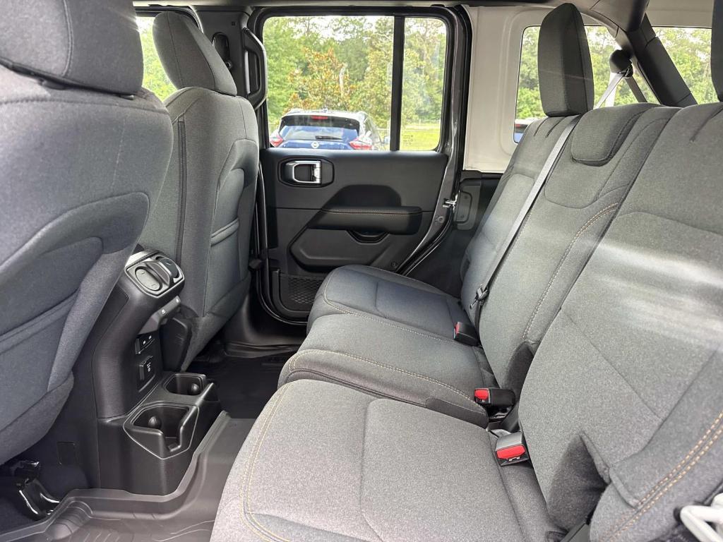 new 2025 Jeep Wrangler car, priced at $52,320