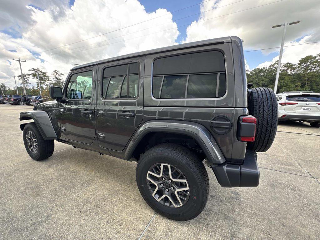 new 2025 Jeep Wrangler car, priced at $52,120