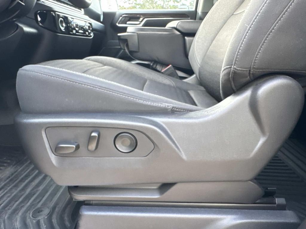 used 2023 GMC Sierra 1500 car, priced at $33,998