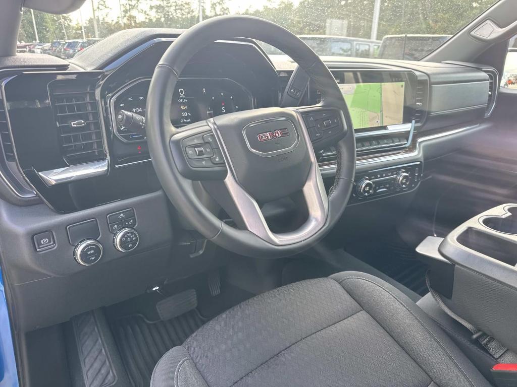 used 2023 GMC Sierra 1500 car, priced at $33,998