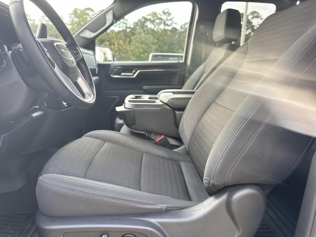 used 2023 GMC Sierra 1500 car, priced at $33,998