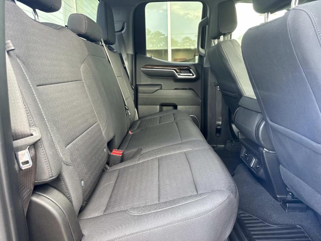 used 2023 GMC Sierra 1500 car, priced at $33,998
