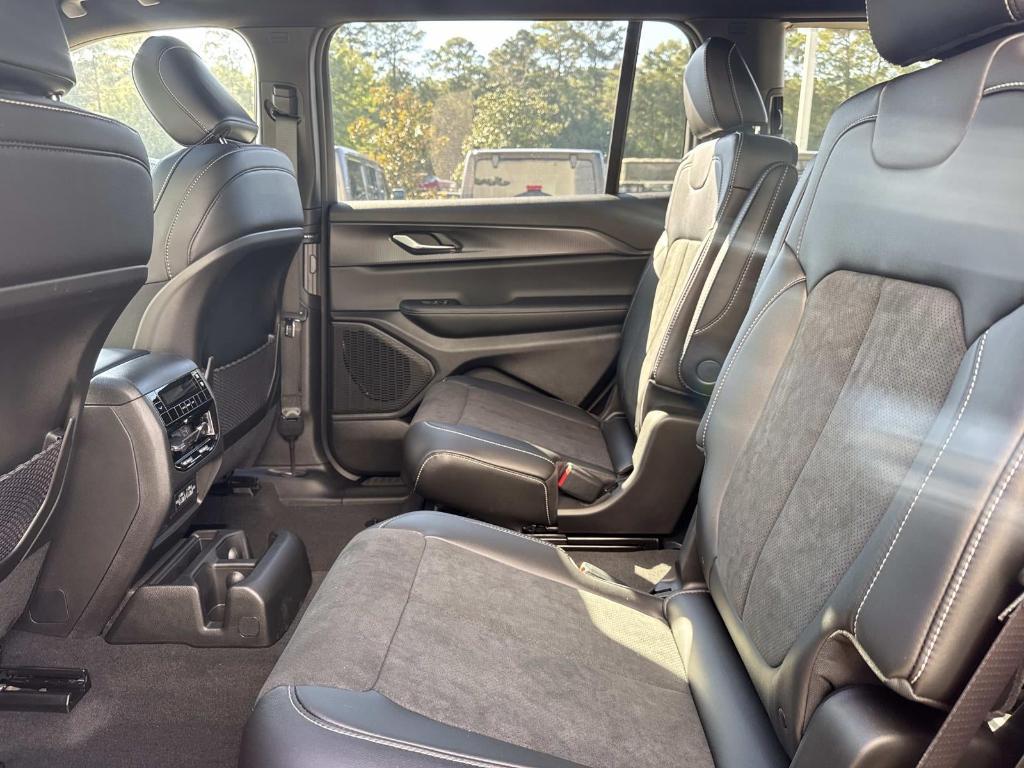 new 2025 Jeep Grand Cherokee L car, priced at $44,875