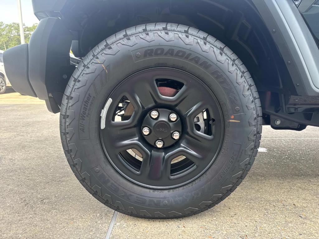 new 2025 Jeep Wrangler car, priced at $39,080