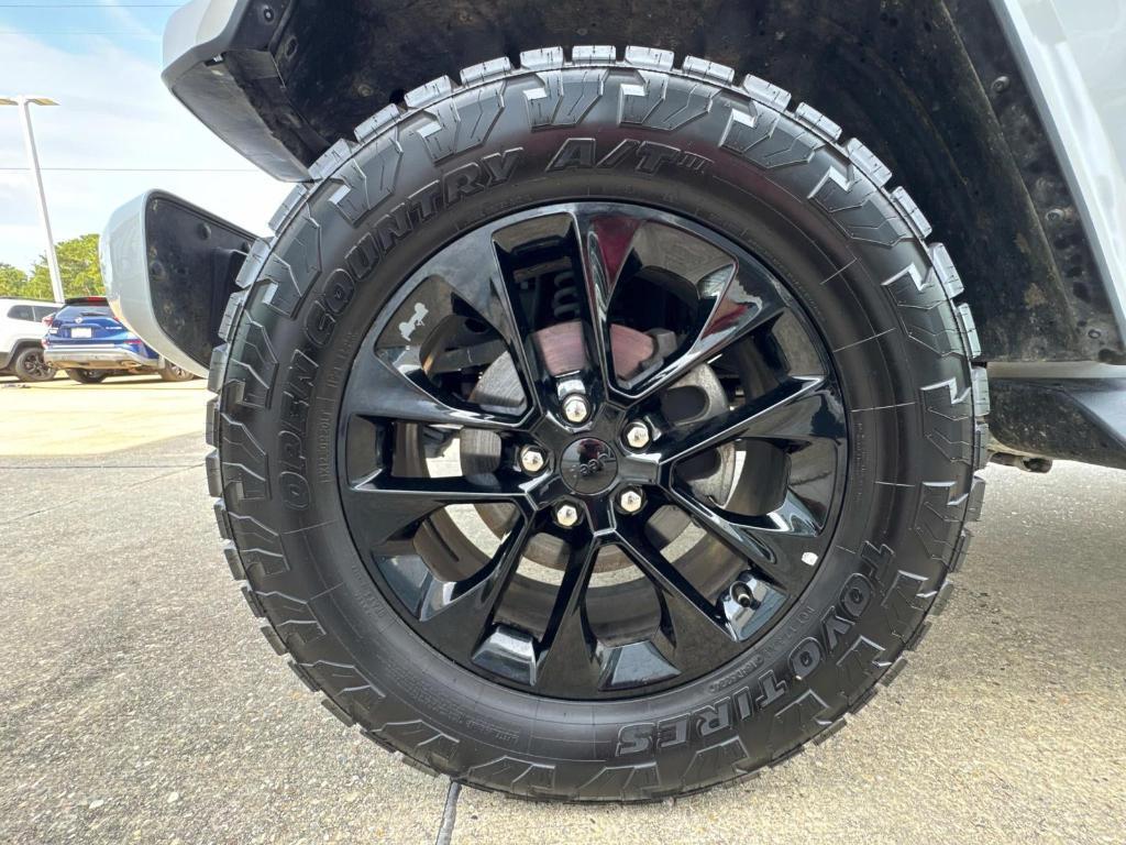 used 2023 Jeep Gladiator car, priced at $37,998
