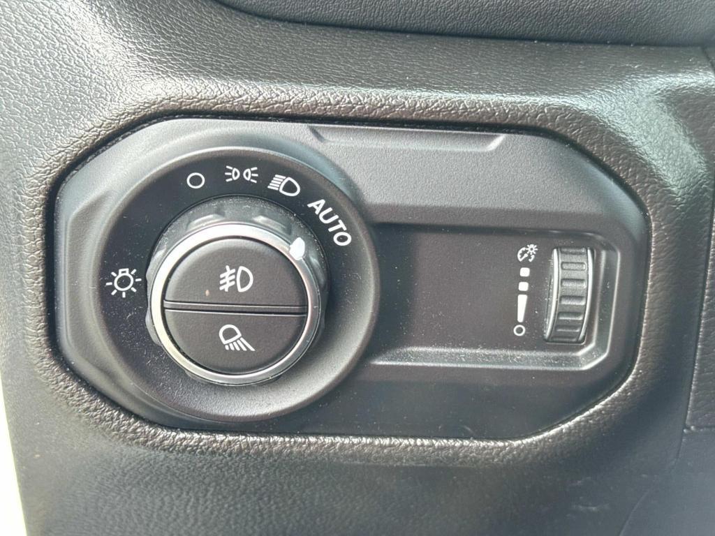 used 2023 Jeep Gladiator car, priced at $37,998