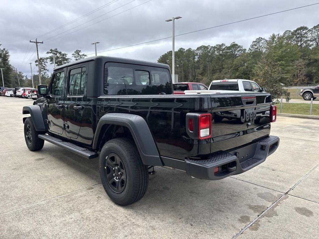 new 2026 Jeep Gladiator car