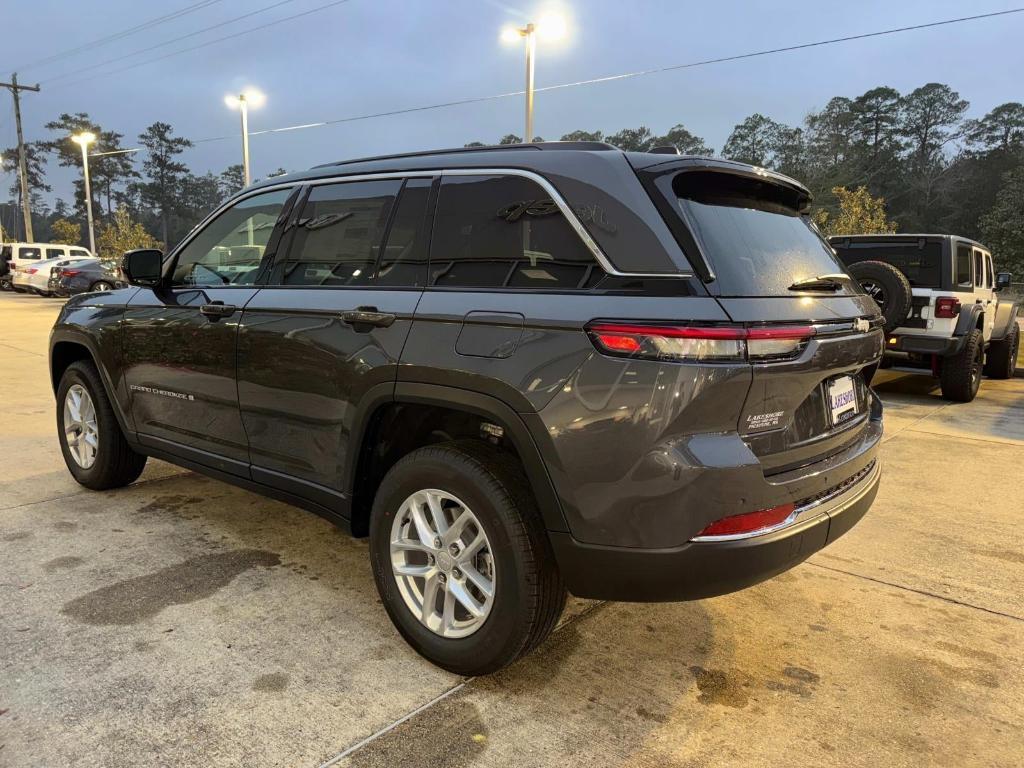 new 2025 Jeep Grand Cherokee car, priced at $39,970