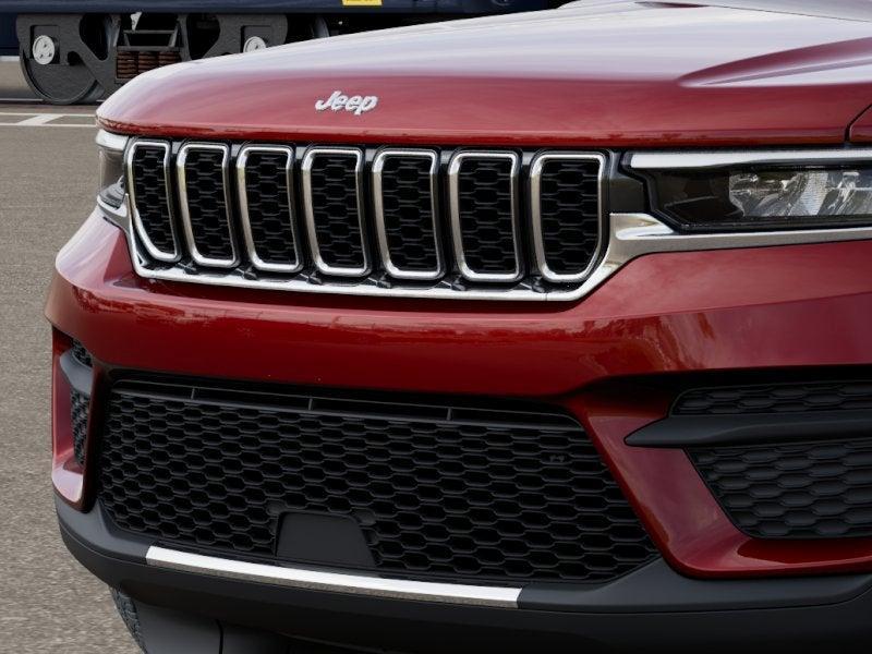 new 2025 Jeep Grand Cherokee car, priced at $36,725