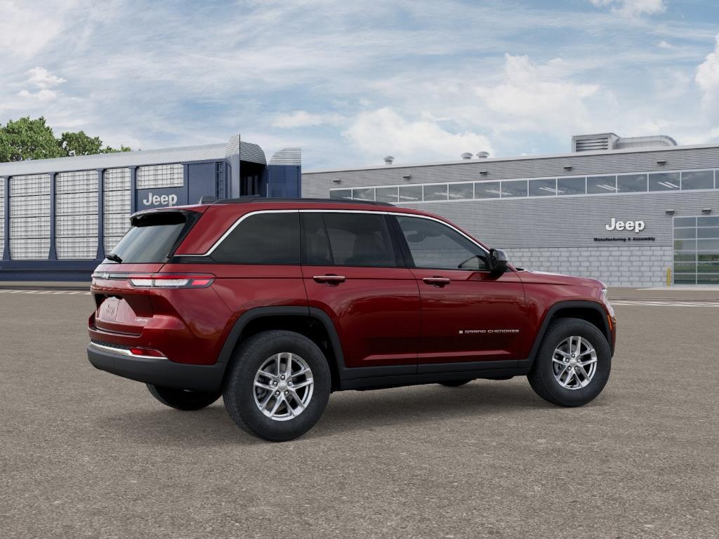 new 2025 Jeep Grand Cherokee car, priced at $36,725