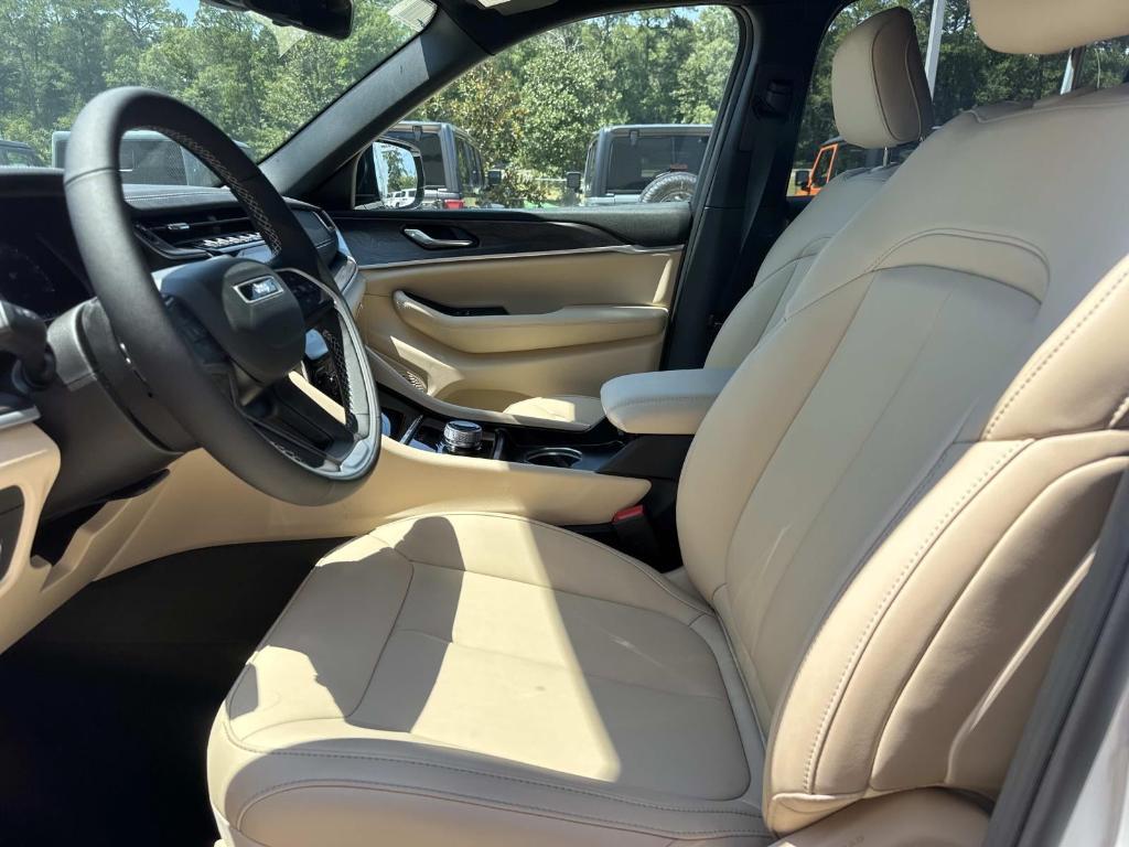 new 2025 Jeep Grand Cherokee L car, priced at $46,125