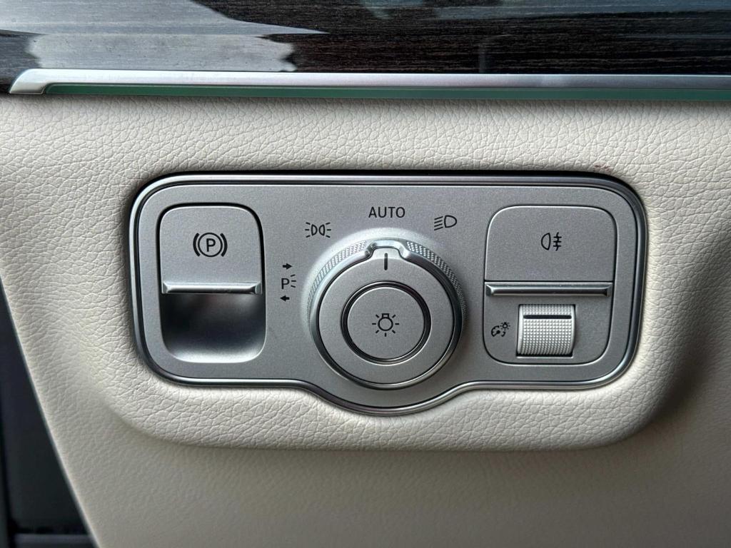 used 2022 Mercedes-Benz GLE 350 car, priced at $44,998