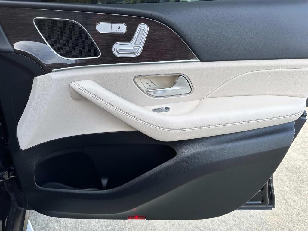 used 2022 Mercedes-Benz GLE 350 car, priced at $44,998