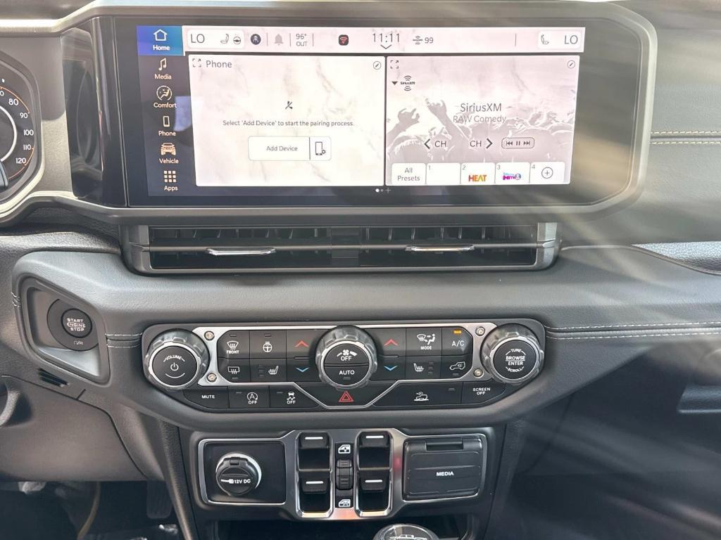 new 2025 Jeep Gladiator car, priced at $46,435