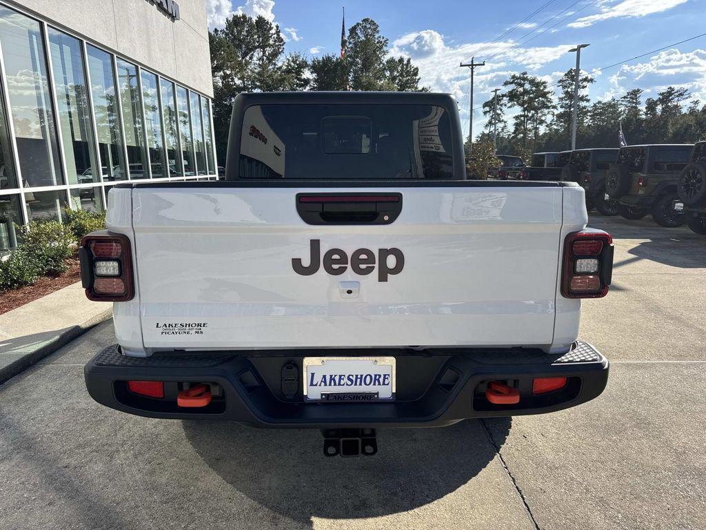 new 2025 Jeep Gladiator car, priced at $52,505