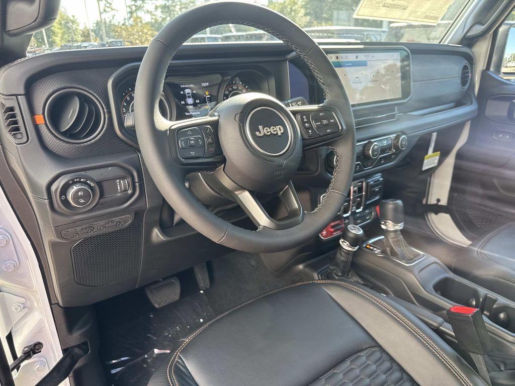 new 2025 Jeep Gladiator car, priced at $52,505