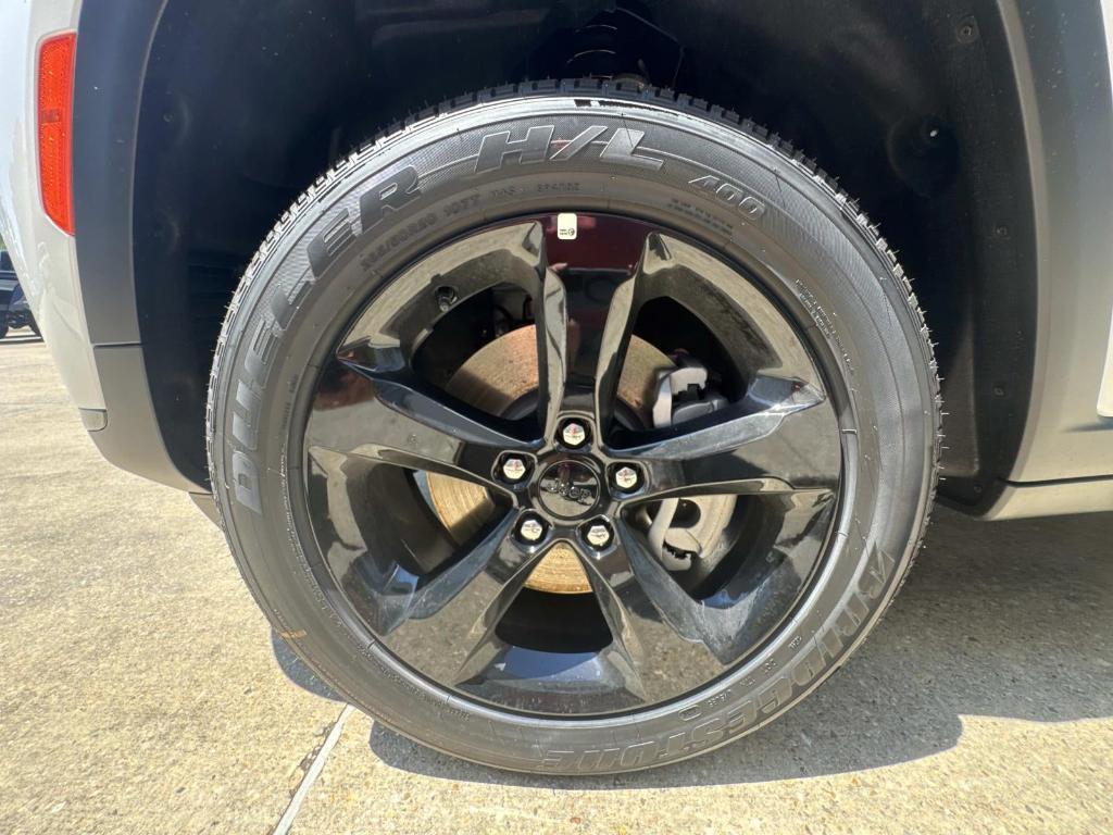 new 2025 Jeep Grand Cherokee L car, priced at $44,280