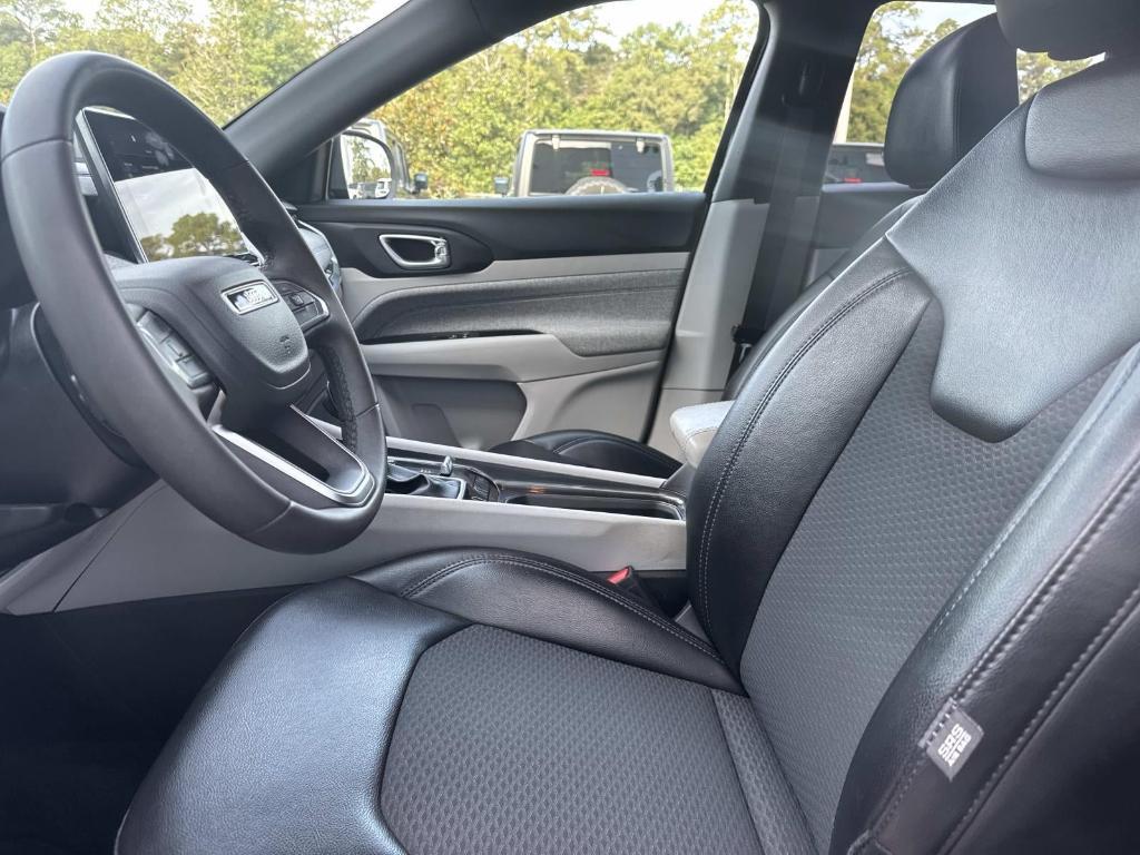 used 2023 Jeep Compass car, priced at $21,998