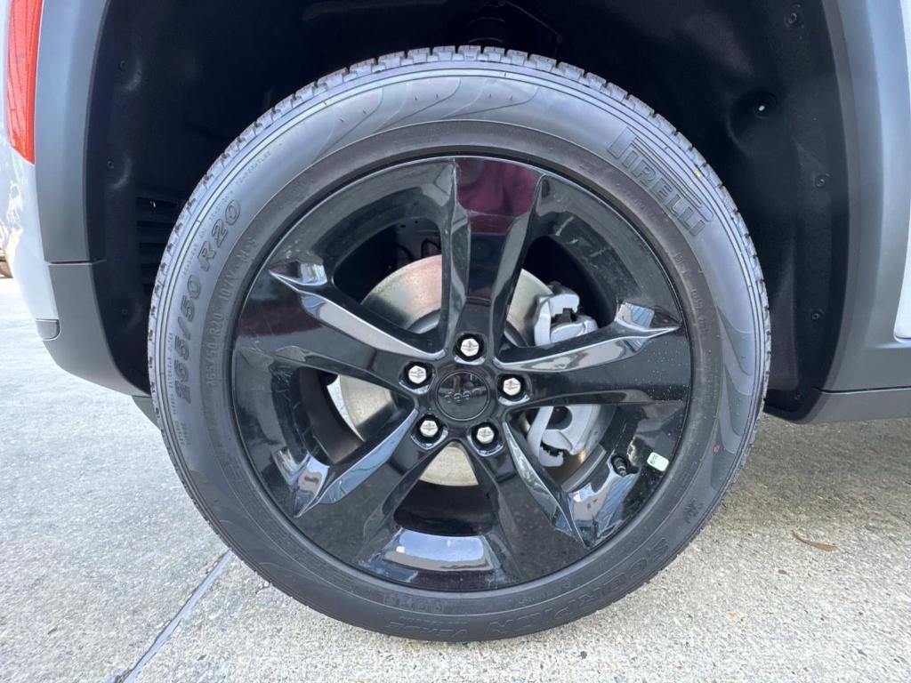 new 2025 Jeep Grand Cherokee L car, priced at $46,125