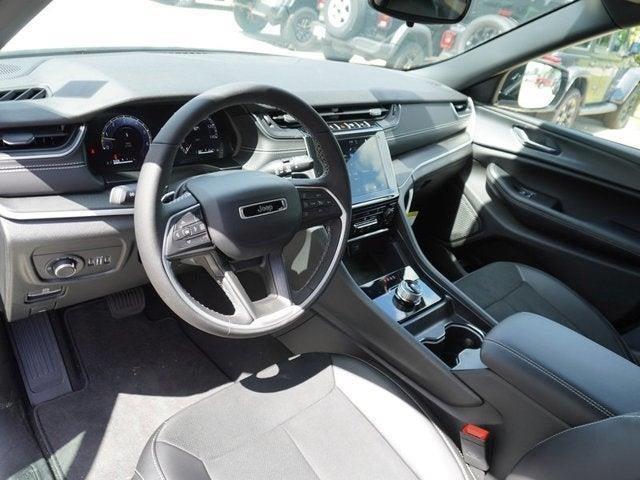 new 2024 Jeep Grand Cherokee car, priced at $44,080