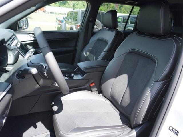 new 2024 Jeep Grand Cherokee car, priced at $44,080
