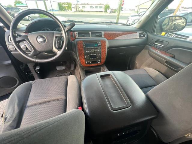 used 2009 Chevrolet Suburban car, priced at $7,588